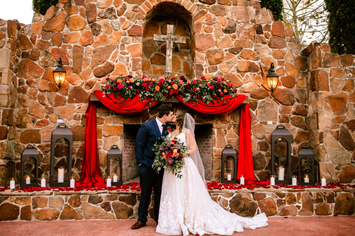 16 Ways To Incorporate Color Into Your Wedding Day - Madera Estates in Conroe, Texas