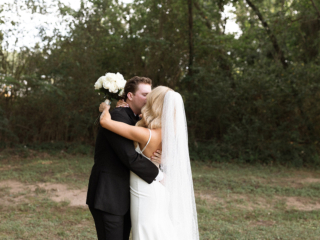 Peyton & Derek (Photography: Valerie Thompson Photography)