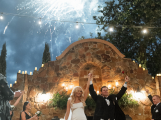 Peyton & Derek (Photography: Valerie Thompson Photography)