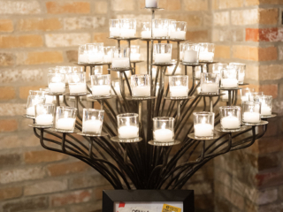 Peyton & Derek (Photography: Valerie Thompson Photography)