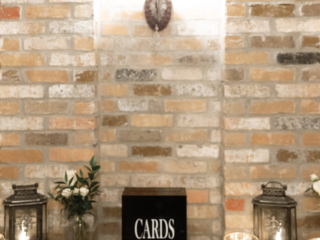 Peyton & Derek (Photography: Valerie Thompson Photography)