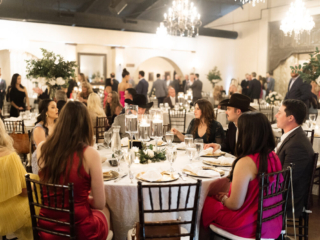 Peyton & Derek (Photography: Valerie Thompson Photography)