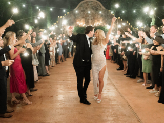 Peyton & Derek (Photography: Valerie Thompson Photography)