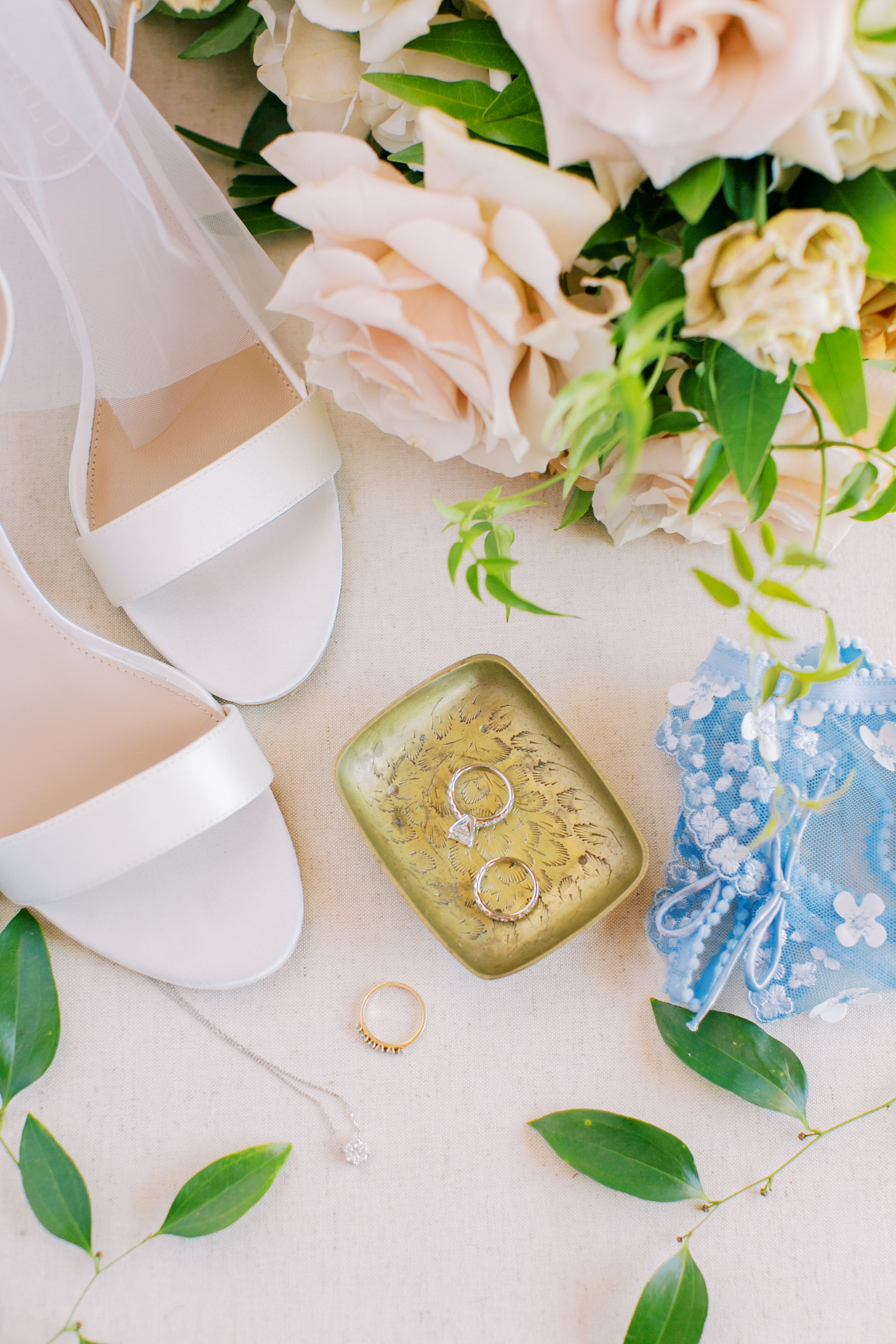 Emily + Nick (Photography: Mustard Seed Photography)