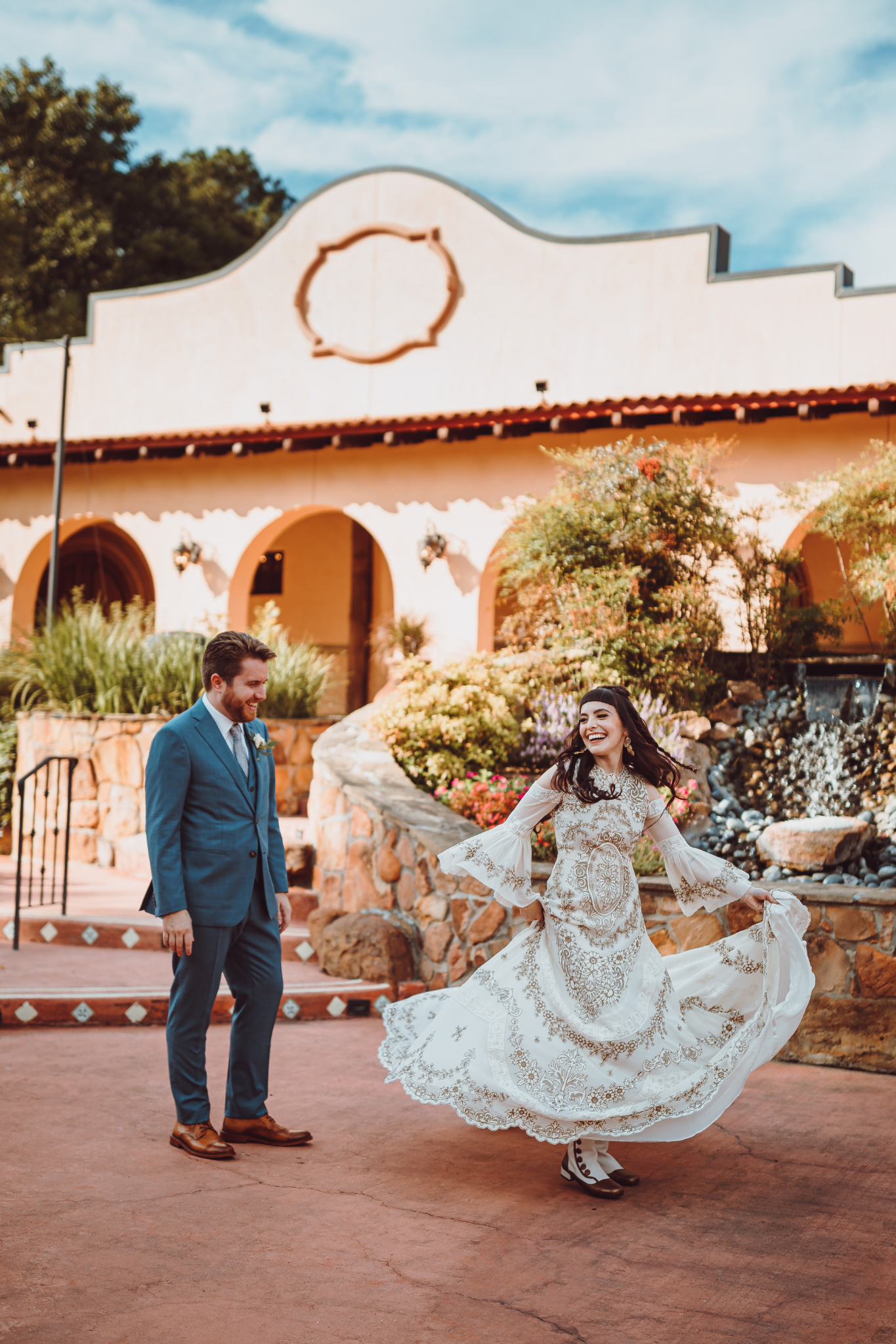 Bride and Groom at Conroe Wedding Venue